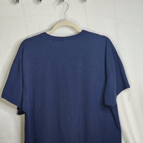 Gildan Heavy Cotton Navy Blue Respect the Leaf with Red Maple Leaf Motif Tee XL - Picture 9 of 16